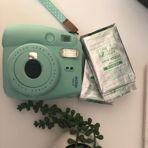 Polaroid Other - Blue Instax mini 9 (Polaroid)!!